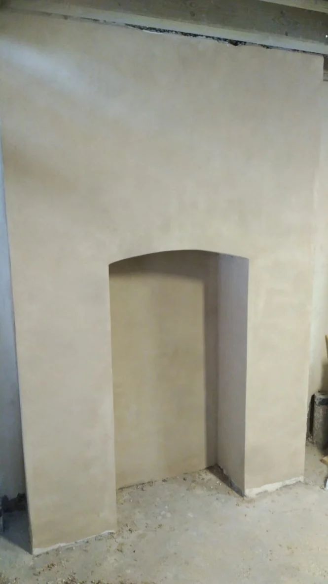 Finishing lime plaster over insulated walls