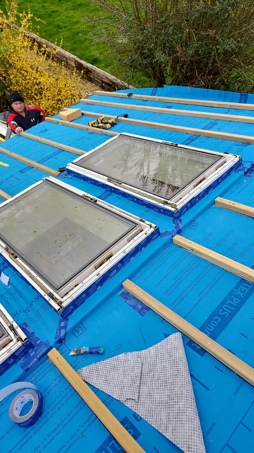 Roof insulation and rebuild Pro Clima Solitex Plus membrane and counterbattens installed to roof insulated with gutex wood fibre