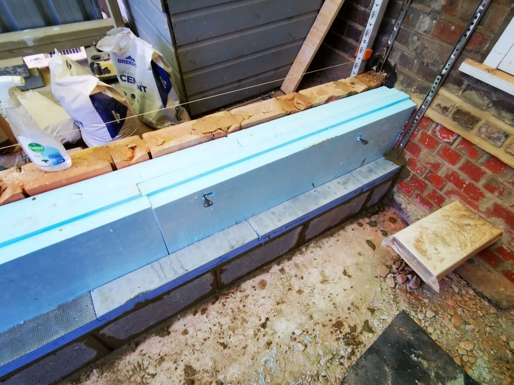 Rear extension footing with Marmox Thermoblock Load Bearing Insulation Blocks