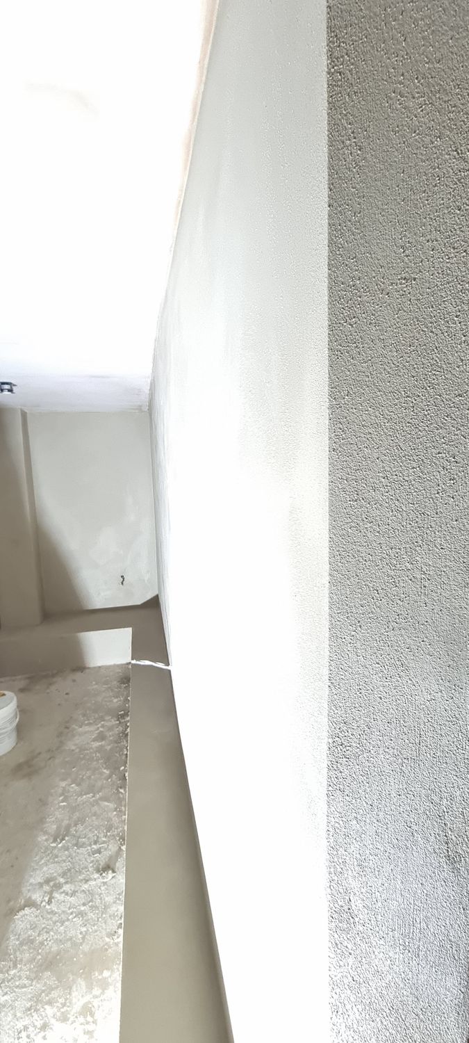 Application of Argatherm lime smoothing coat