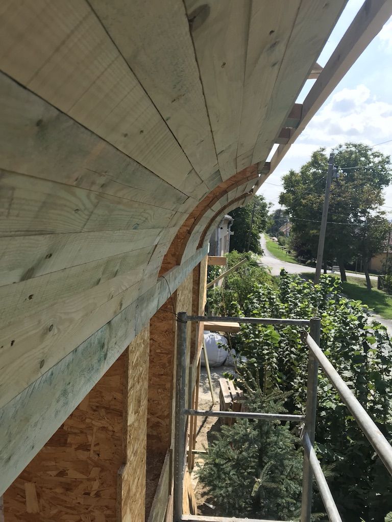 Hempcrete wall with curved feature - curved shutter