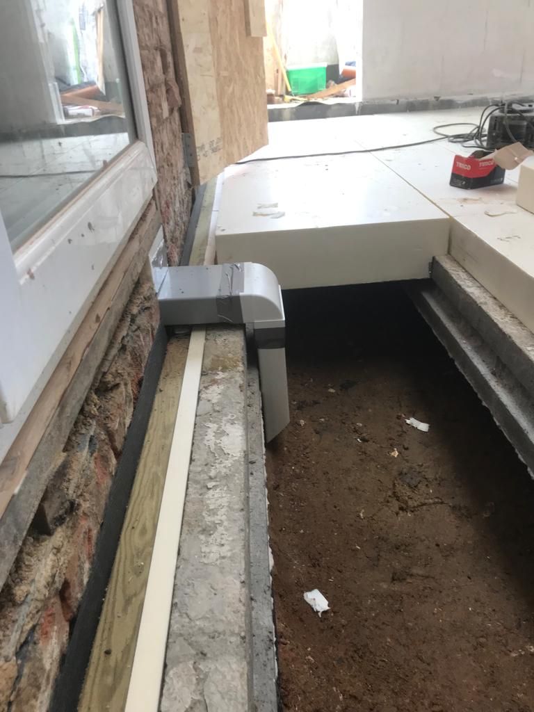 Cellecta TETRiS insulated blocks being installed