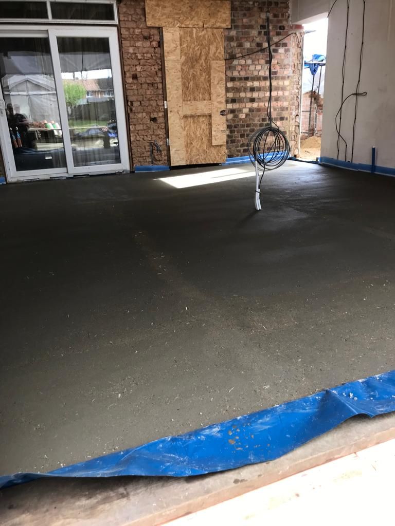 Floor slab in place