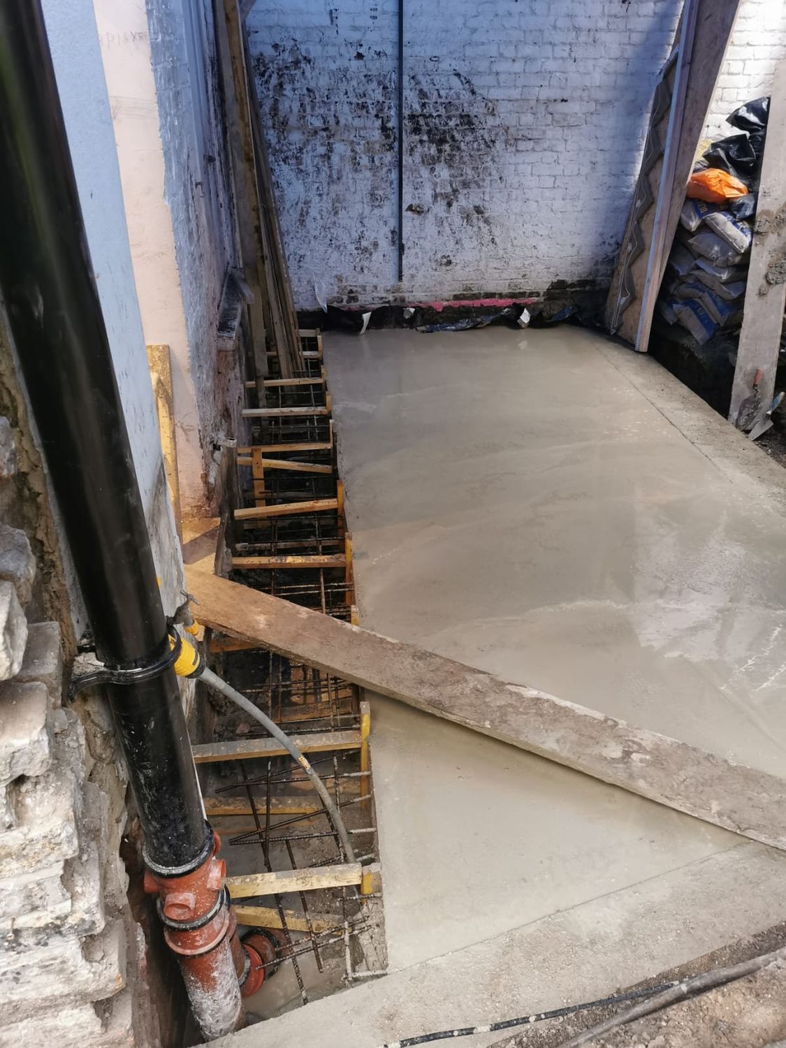 Structural floor slab installed