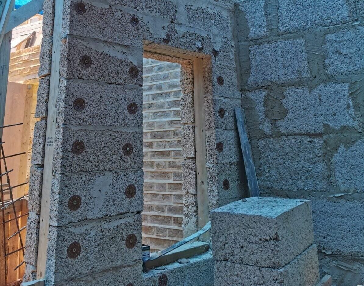 Extension with Hempcrete blocks – London
